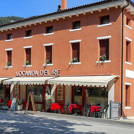 Locanda Del Re Feltre Exteriör bild