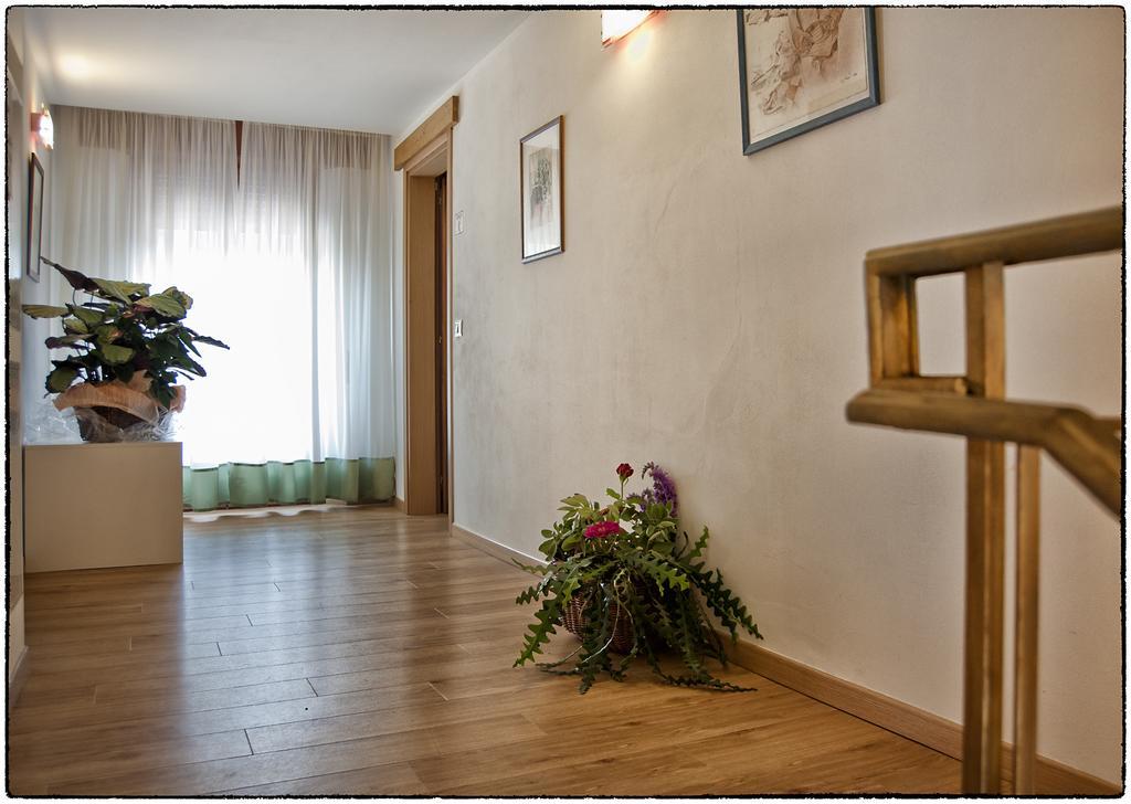 Locanda Del Re Feltre Exteriör bild