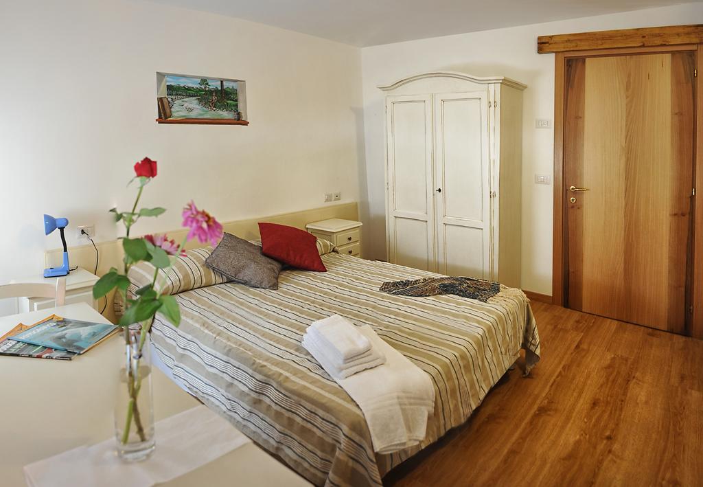Locanda Del Re Feltre Rum bild