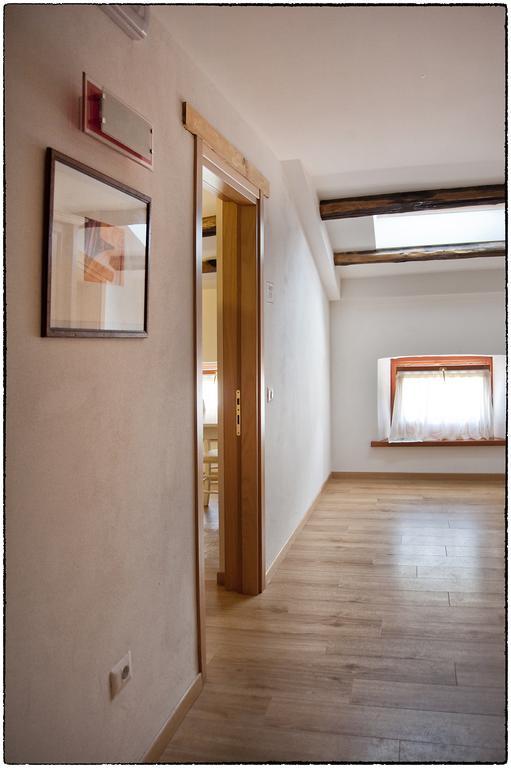 Locanda Del Re Feltre Exteriör bild
